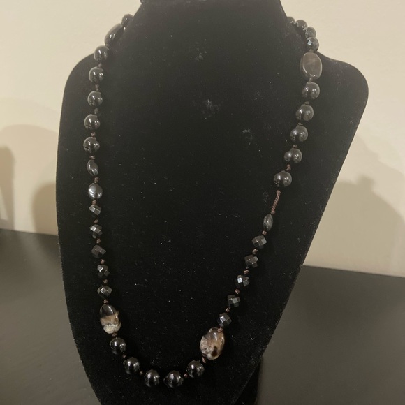 Black Agate Necklace - Picture 3 of 4